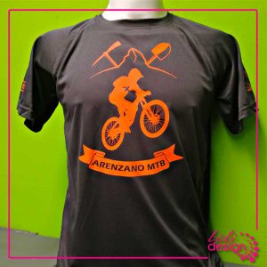 soluzioni-per-aziende--t-shirt-sportiva-personalizzata